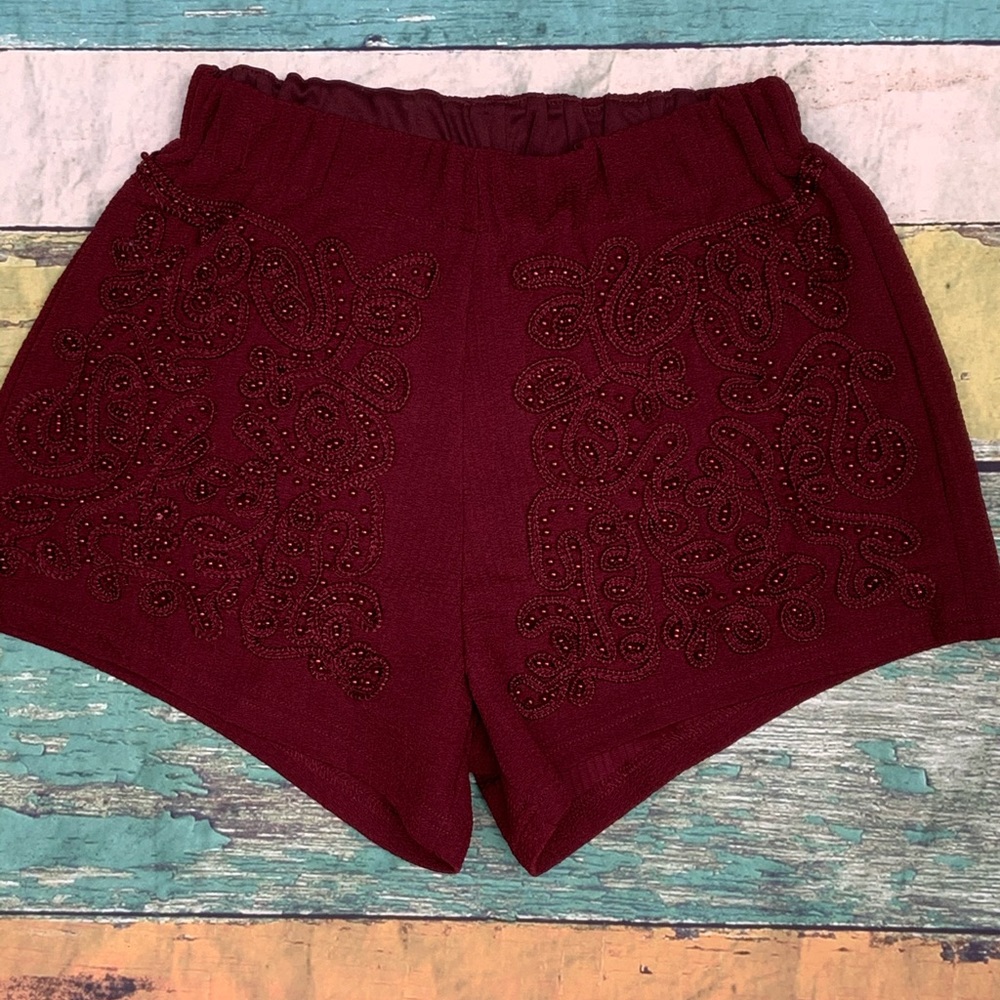 Collegiate Outfitters Women’s Shorts Beaded Size S